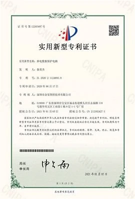 (001)